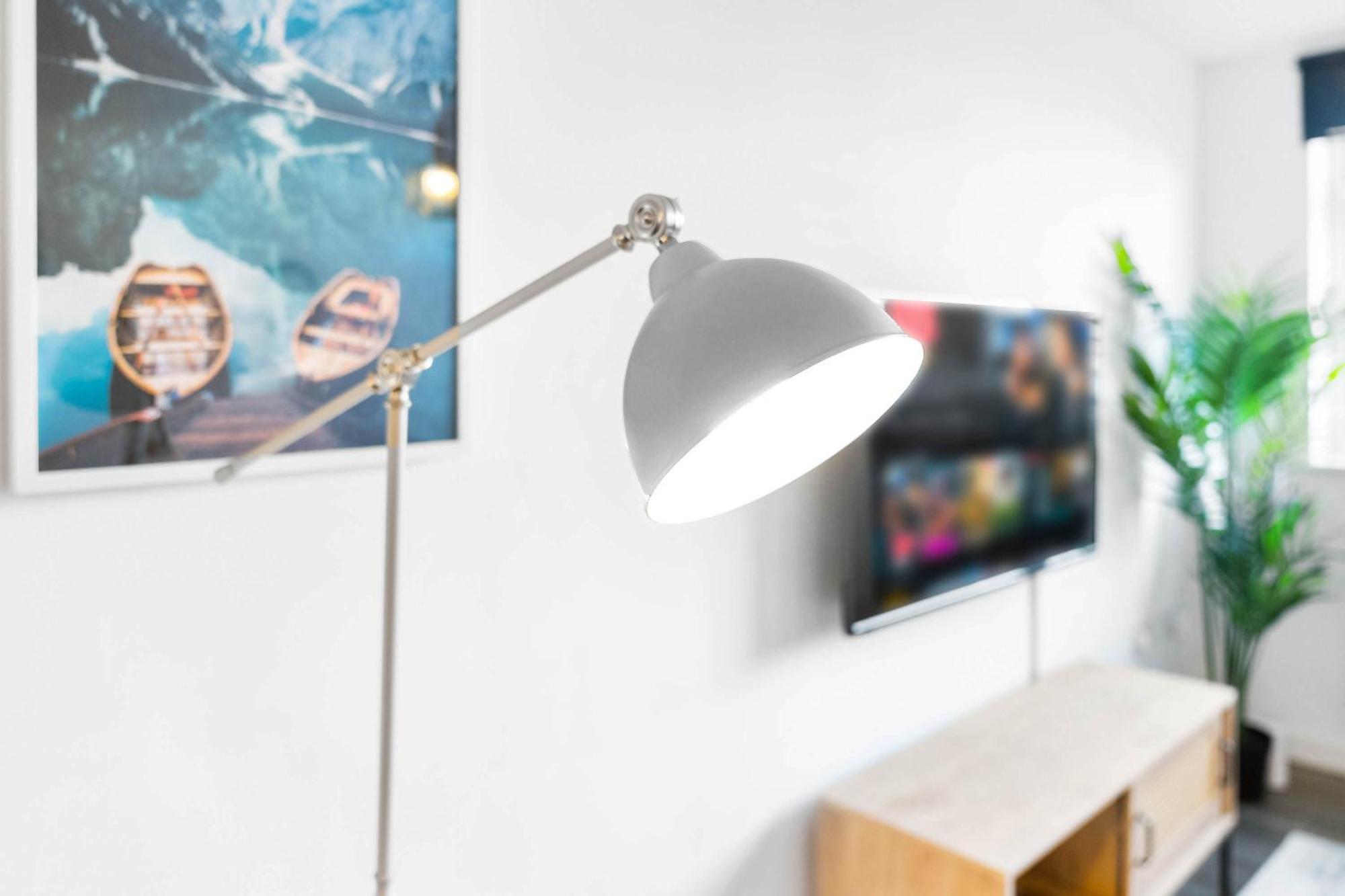 Modern Apartment - Cradley Heath - Top Rated - Netflix - Wifi - 1Mh スメスウィック エクステリア 写真