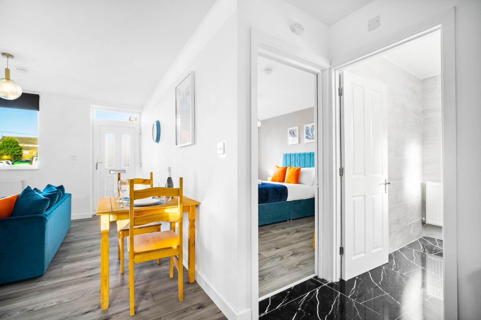 Modern Apartment - Cradley Heath - Top Rated - Netflix - Wifi - 1Mh スメスウィック エクステリア 写真