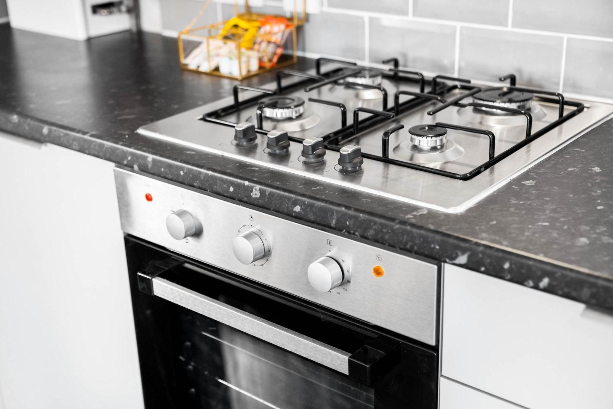 Modern Apartment - Cradley Heath - Top Rated - Netflix - Wifi - 1Mh スメスウィック エクステリア 写真